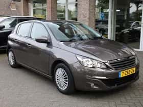 Peugeot 308 (2014) thumbnail 3
