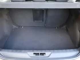 Peugeot 308 (2014) thumbnail 25