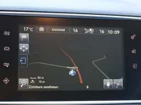 Peugeot 308 (2014) thumbnail 6