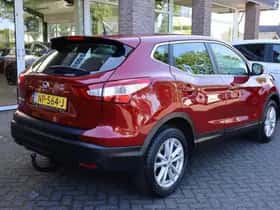 Nissan Qashqai (2015) thumbnail 2