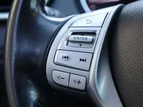 Nissan Qashqai (2015) thumbnail 11
