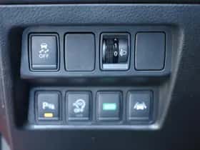 Nissan Qashqai (2015) thumbnail 17