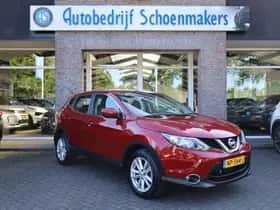 Nissan Qashqai (2015) thumbnail 3