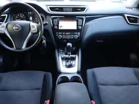 Nissan Qashqai (2015) thumbnail 5
