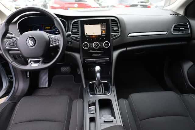 Renault Mégane (2021) thumbnail 4