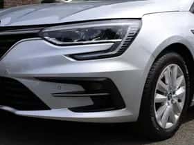 Renault Mégane (2021) thumbnail 38