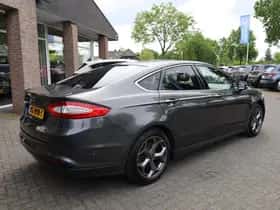 Ford Mondeo (2019) thumbnail 2