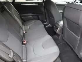 Ford Mondeo (2019) thumbnail 33