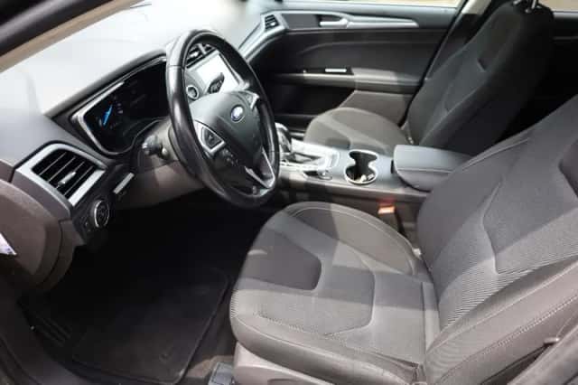 Ford Mondeo (2019) thumbnail 5