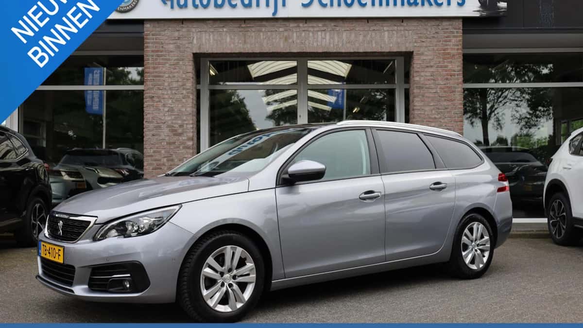 Peugeot 308 (2018) — foto 1