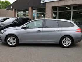 Peugeot 308 (2018) thumbnail 2