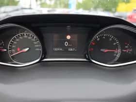 Peugeot 308 (2018) thumbnail 17