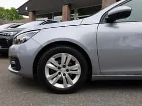 Peugeot 308 (2018) thumbnail 5