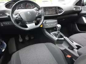 Peugeot 308 (2018) thumbnail 6