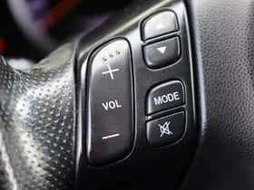 Mazda 5 (2009) thumbnail 11
