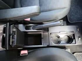 Mazda 5 (2009) thumbnail 17