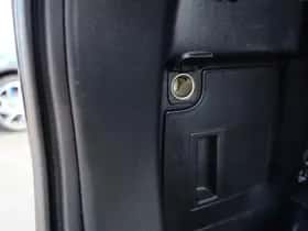 Mazda 5 (2009) thumbnail 19