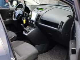 Mazda 5 (2009) thumbnail 32