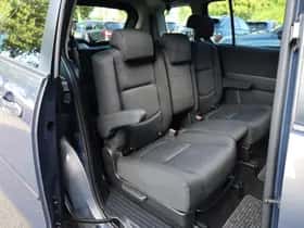 Mazda 5 (2009) thumbnail 5