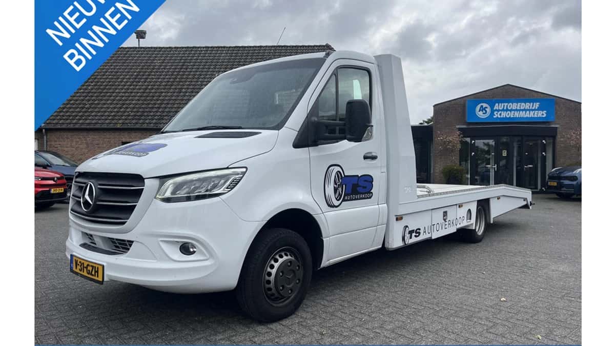 Mercedes-Benz Sprinter (2024) — foto 1