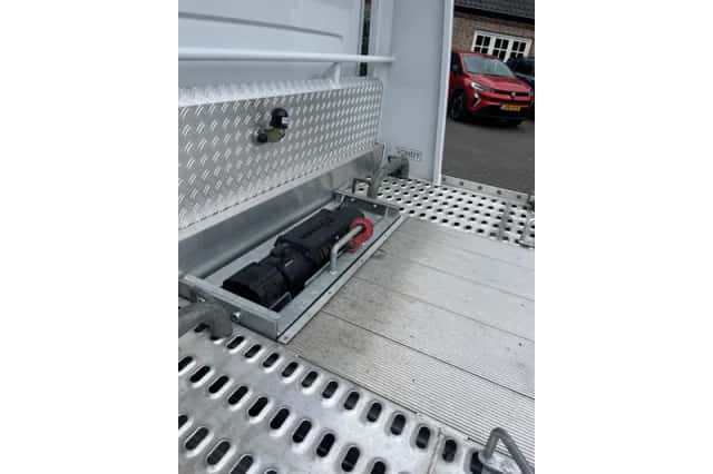 Mercedes-Benz Sprinter (2024) thumbnail 5