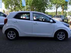 Kia Picanto (2020) thumbnail 2