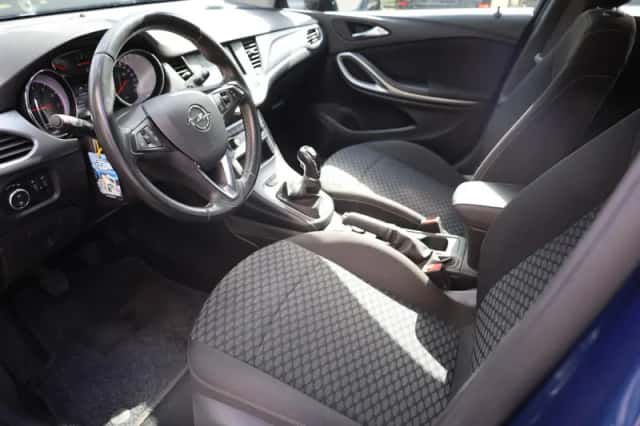 Opel Astra (2021) thumbnail 5