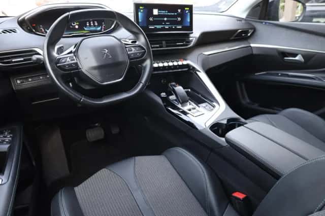 Peugeot 3008 (2021) thumbnail 5
