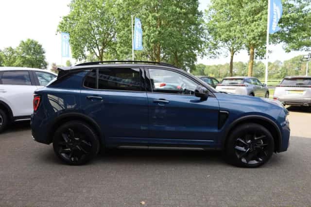Lynk & Co 01 (2023) thumbnail 2
