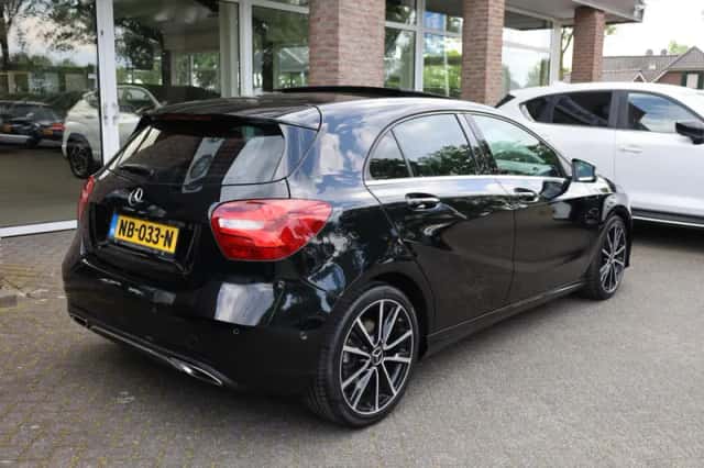 Mercedes-Benz A-Klasse (2017) thumbnail 3