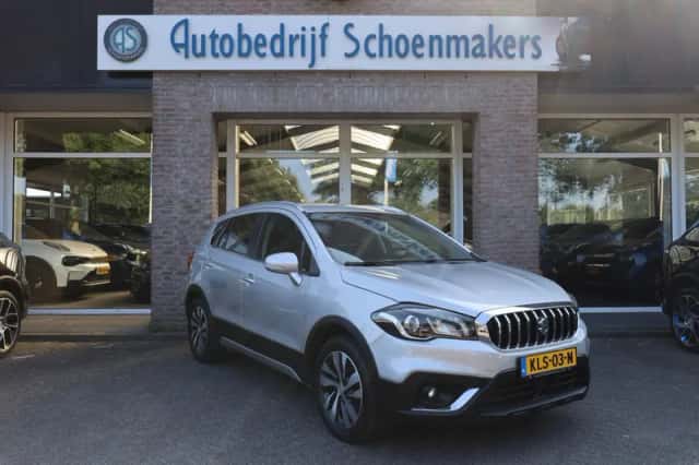 Suzuki S-Cross (2020) thumbnail 3