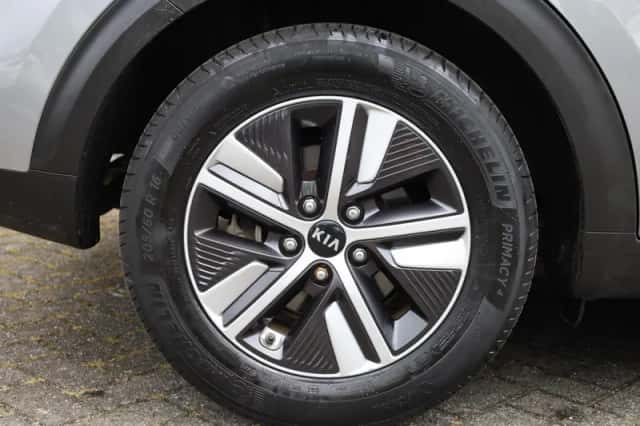 Kia Niro (2020) thumbnail 4