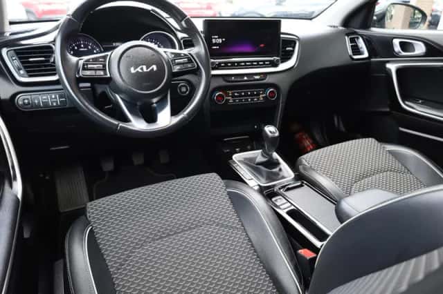 Kia Ceed (2022) thumbnail 6