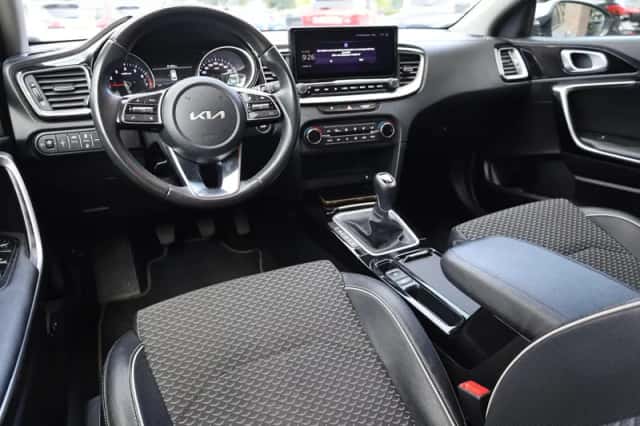 Kia Ceed Sportswagon (2022) thumbnail 6