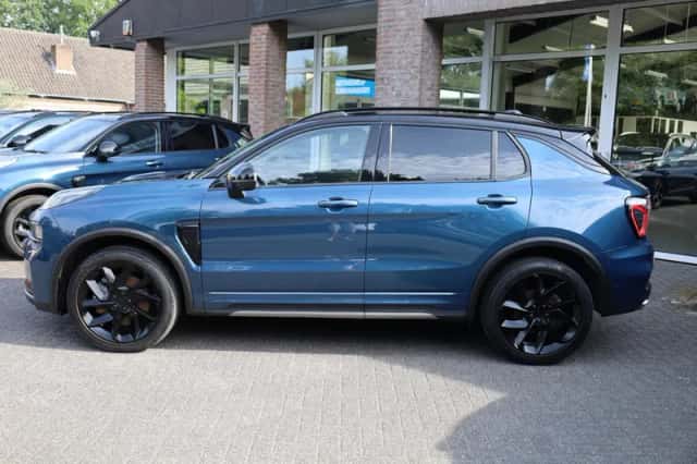 Lynk & Co 01 (2023) thumbnail 2