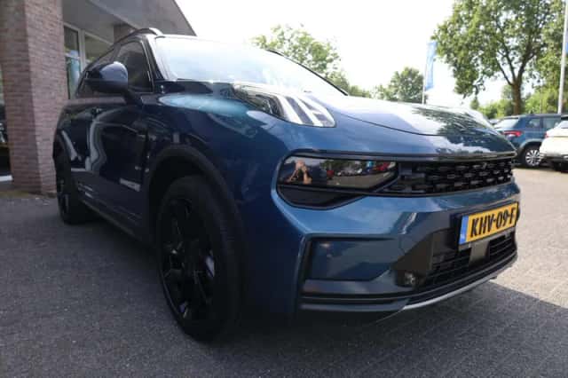 Lynk & Co 01 (2023) thumbnail 3