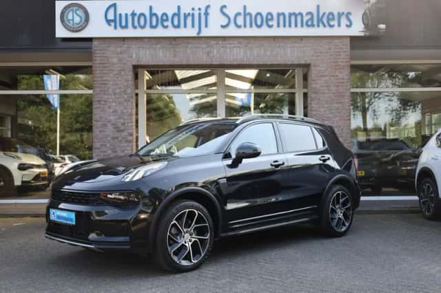 Lynk & Co 01 (2023) thumbnail 1