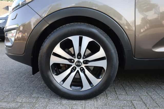 Kia Sportage (2012) thumbnail 4