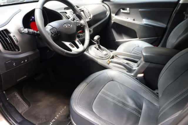 Kia Sportage (2012) thumbnail 6