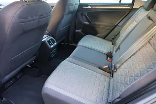 Volkswagen Tiguan (2023) thumbnail 6