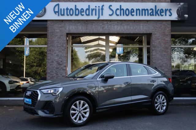 Audi Q3 (2022) thumbnail 1