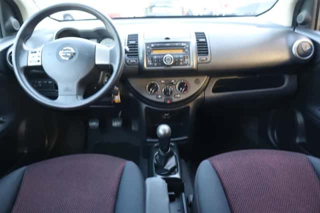 Nissan Note (2008) thumbnail 4