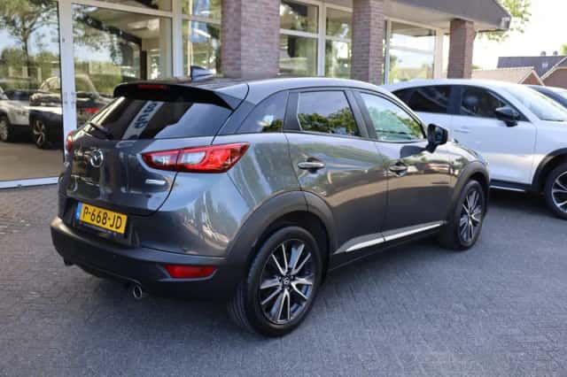 Mazda CX-3 (2017) thumbnail 2