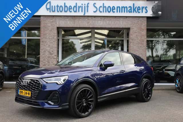 Audi Q3 (2021) thumbnail 1