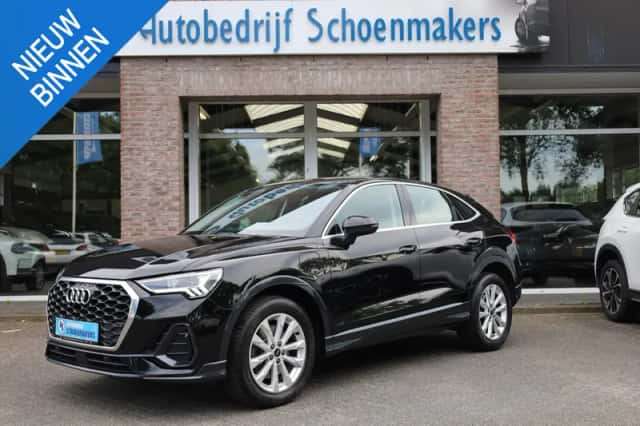 Audi Q3 (2022) thumbnail 1