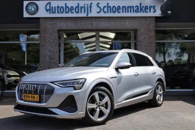 Audi e-tron (2022) thumbnail 1