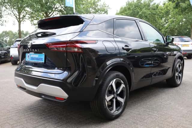 Nissan Qashqai (2022) thumbnail 3