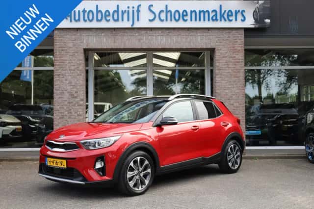 Kia Stonic (2020) thumbnail 1