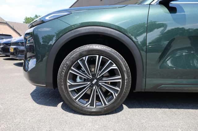 Geely Starray EM-i (2026) thumbnail 4
