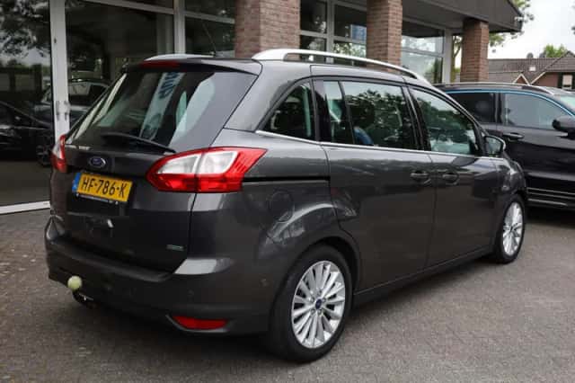 Ford Grand C-Max (2015) thumbnail 2